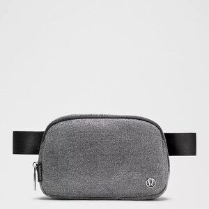 Lululemon Everywhere Belt Bag Glitter NWT